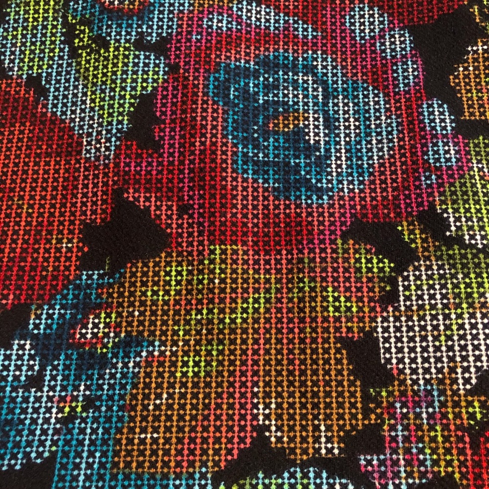 LuLaRoe Cassie skirt - Picture 2 of 6